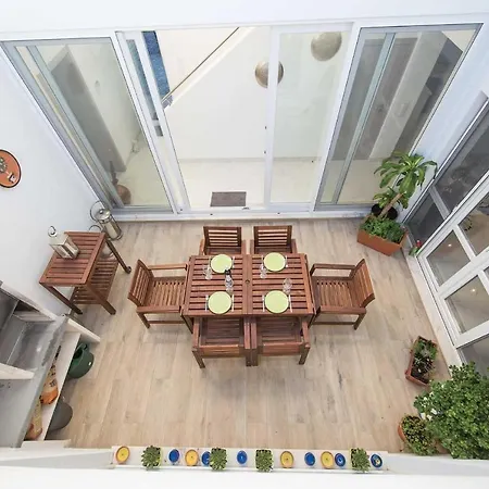 Poco Partido Sleeps 6 Air Con Wifi *