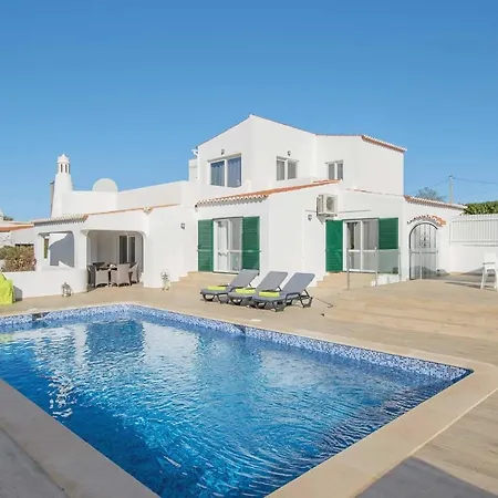 Poco Partido Sleeps 6 Air Con Wifi *