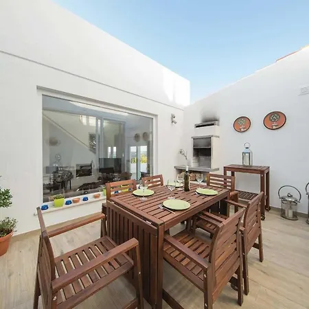 Poco Partido Sleeps 6 Air Con Wifi * Carvoeiro (Lagoa)