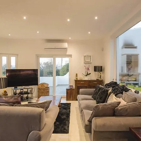 Poco Partido Sleeps 6 Air Con Wifi * Carvoeiro (Lagoa)
