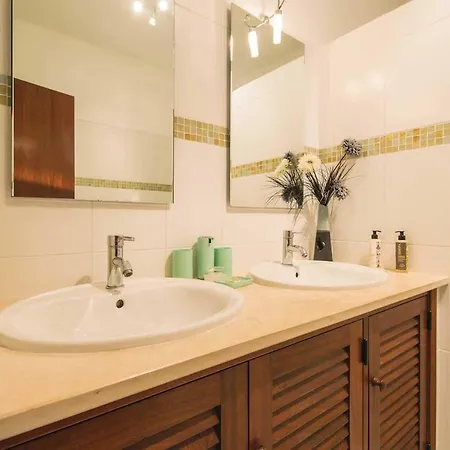 Villa Poco Partido Sleeps 6 Air Con Wifi Carvoeiro (Lagoa)